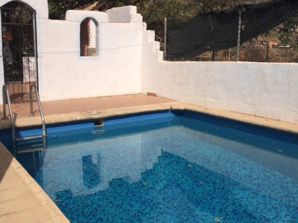 Land with houses in Tenerife 517