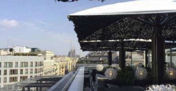 Complex of three hotels 822