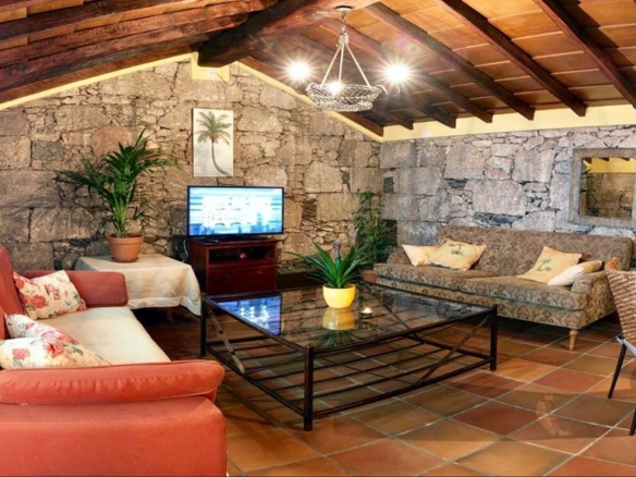 Hotel in the mountainous village 421