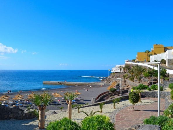 Investment land in Callao Salvaje 454