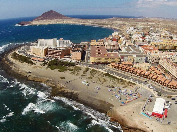 Land plot in El Médano 465-1