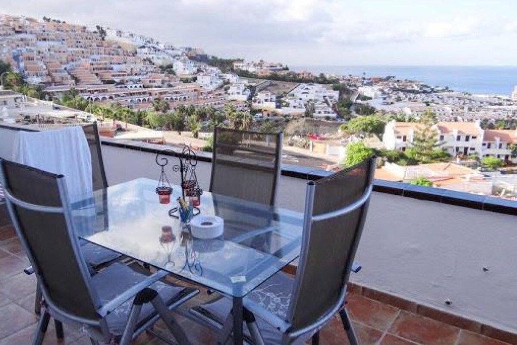 FOR SALE A SUPERB INVESTMENT PROJECT IN LOS CRISTIANOS 785