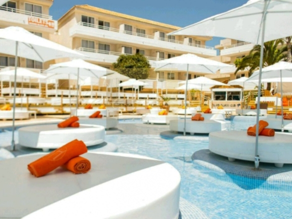APARTHOTEL BEACH FRONT Majorca 1021