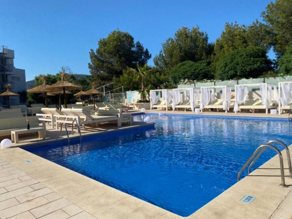 Exceptional Investment Opportunity: 3-star Aparthotel for sale in Mallorca