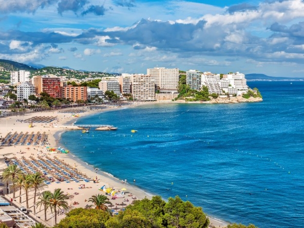 spain-mallorca-best-beaches-magaluf